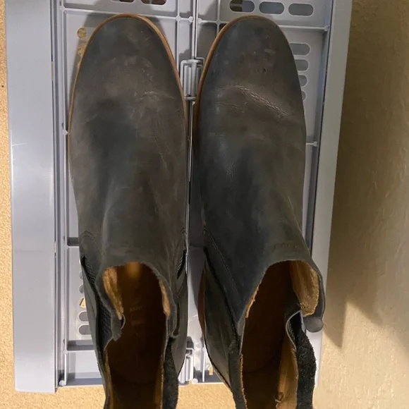 Korks Tea Stretch Ankle Bootie (Women), size 8 - Picture 6 of 8